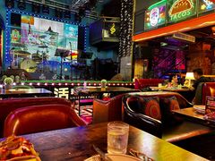 -Famous肥猫墨西哥音乐餐吧(五棵松华熙LIVE店)