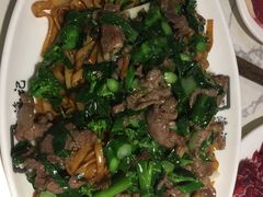 湿炒牛河-八合里牛肉火锅(深圳龙华硅谷店)