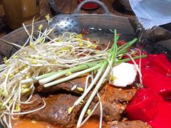 红锅-四小区火锅·巷子里的重庆火锅(花照壁店)