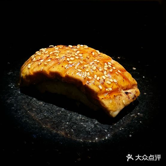昊·来了寿司(名力都会·尚东店)