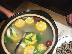玉米筒骨汤-二十八里太湖船菜(吉祥路店)