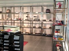 -Gucci(首创奥特莱斯店)