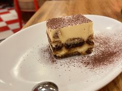 -城市大道红炉披萨烘焙坊