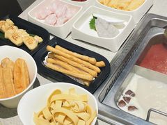 -海底捞火锅(长宁路龙之梦店)