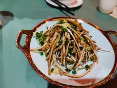 -郭婆婆疯子鸡·土货江湖菜馆