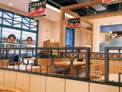 面包甜点陈列柜-纽斯特牛排自助餐厅(浦江万达店)