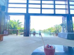 -亚龙湾喜来登·美景台大堂吧