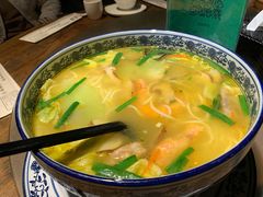 精品云南过桥米线-滇越乘象云南餐厅(豆各庄店)