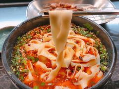 -臻老板牛肉面(光华路SOHO店)