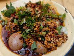 -拈签一笑黄牛肉辣卤串串