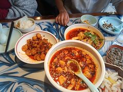 -川流不息·地道川菜·小龙虾(新松江路店)