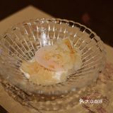 搭配煎蛋造型的迷迭香和芒果酱 萌！