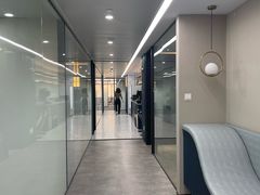 -MEOffice美奥菲思联合办公会议工位租赁(静安上海商城店)