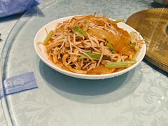 -泉畔人家·老济南经典鲁菜(大明湖店)
