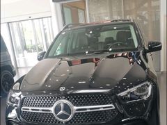 -天津波士信达奔驰4S店(卫津南路店)