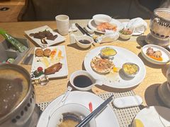-雍和会海鲜姿造自助(湖东路店)