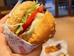 -The Habit Burger Grill 哈比特汉堡(爱琴海店)
