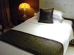 床-上海虹梅嘉廷酒店