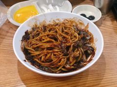 炸酱面-香港饭店0410(弘大店)