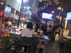 大堂-马路牙子地桌烤肉(工体店)