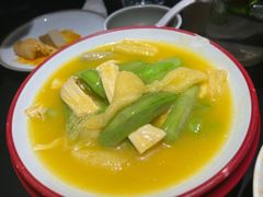 -麻六记(凤凰汇店)