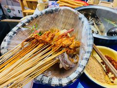 -马路边边串串香(苗栗路店)