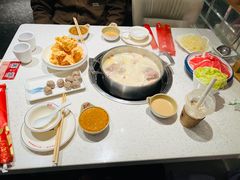 -三人行骨头王火锅(长寿店)