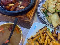 -霄汉牛三鲜湖北砂锅菜(万松园2店)