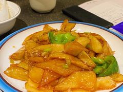 地三鲜-双福饺子营餐厅(财富广场店)