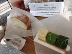 -星巴克臻选(上海合生汇1F店)