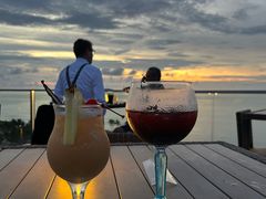 -Horizons Sky Bar & Cigar Lounge(太平洋丝绸酒店店)