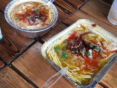 -花儿姐与战哥的美食档
