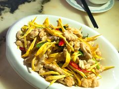 -蔼若春.传承三十年云南菜(金碧公园店)