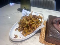 -百味地锅鸡(二店·财校分店)