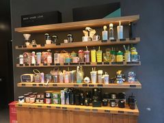 零售区-星巴克臻选(上海虹桥新天地三店)