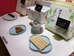 -阮大兴糕团(滨江宝龙店)