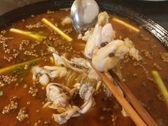 -鸿顺老铁锅美蛙鱼府(解放碑店)