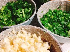 -二荆条·蜀鲜汇城市森林火锅