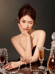 -克拉女神写真馆·匠心定制