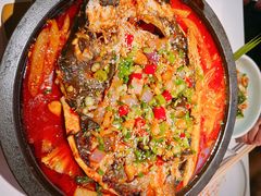 清江鱼-鸣记脆皮烤鱼·海鲜烤鱼(三八广场店)