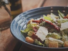 凯撒沙拉加烟熏三文鱼-OGGI TRATTORIA PIZZERIA(深业上城店)