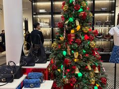 -王府井奥莱棋盘山小镇