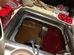 鸳鸯锅底-海底捞火锅(河东万达广场店)