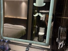-潮岸酒店(广州琶洲会展广州塔店)