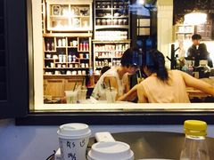 星巴克(沙面店)-星巴克臻选(广州沙面店)