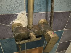 -喜鹊愉家酒店(郑州曼哈顿博览中心地铁站店)