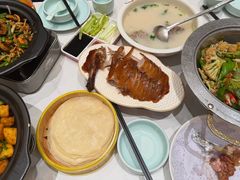 -梅利汴京烤鸭•开封豫菜地标店(东大街店)