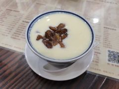 -周大娘牛乳(旧寨古村总店)