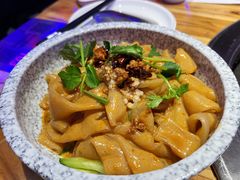 -山河屯铁锅炖·非遗铁锅炖(华强北店)