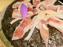 -左庭右院鲜牛肉火锅(金山万达店)